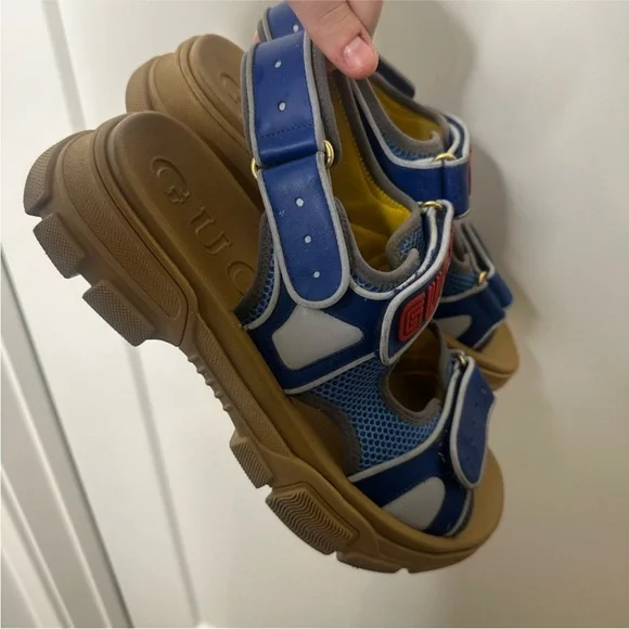 Gucci Aguru Trek Brand-embellished Leather Gladiator Men's Sandals size 8.5 - Picture 9 of 10